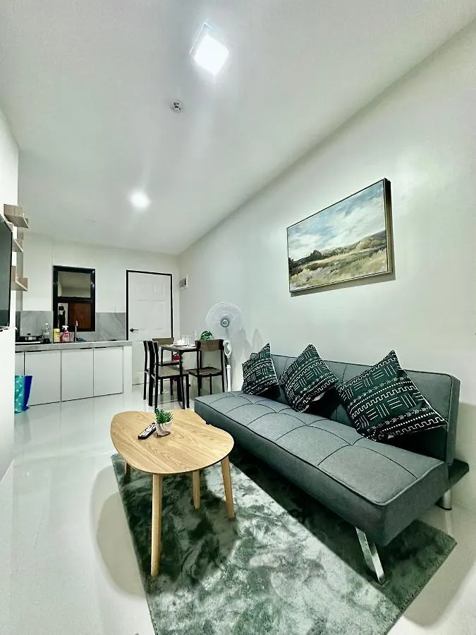 Modern Cozy Apartment 1 - Netflix & Free Parking Angeles Philippines