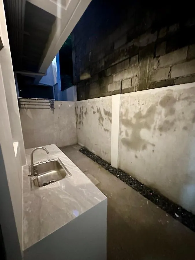 Modern Cozy Apartment 1 - Netflix & Free Parking Angeles